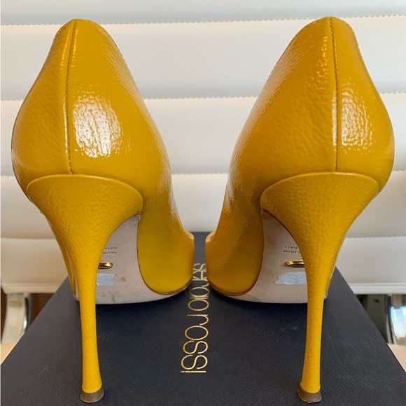 Sergio Rossi Heels Size 7 - Picture 4 of 5